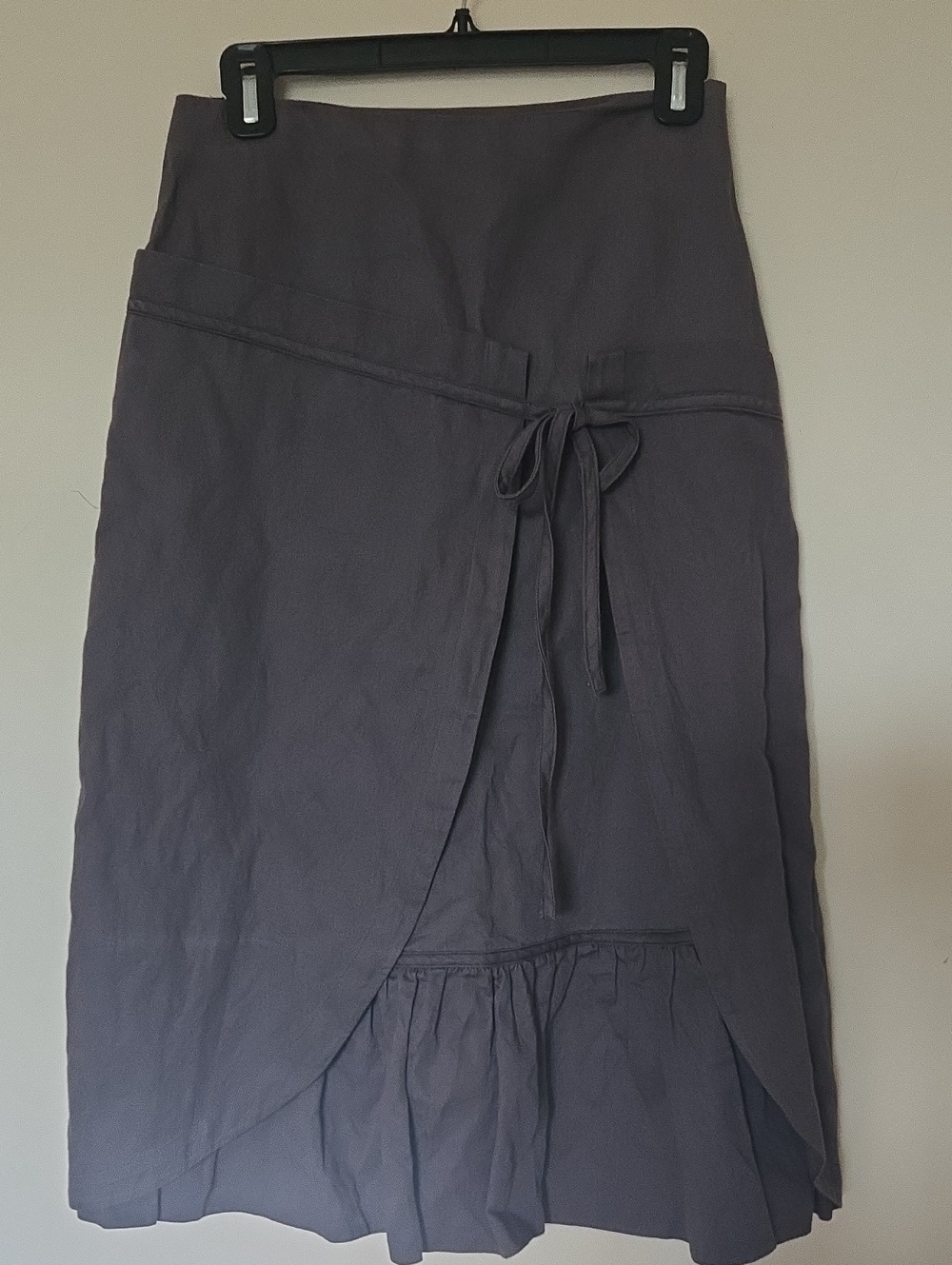 Women’s Wrap Midi Skirt in Charcoal Gray